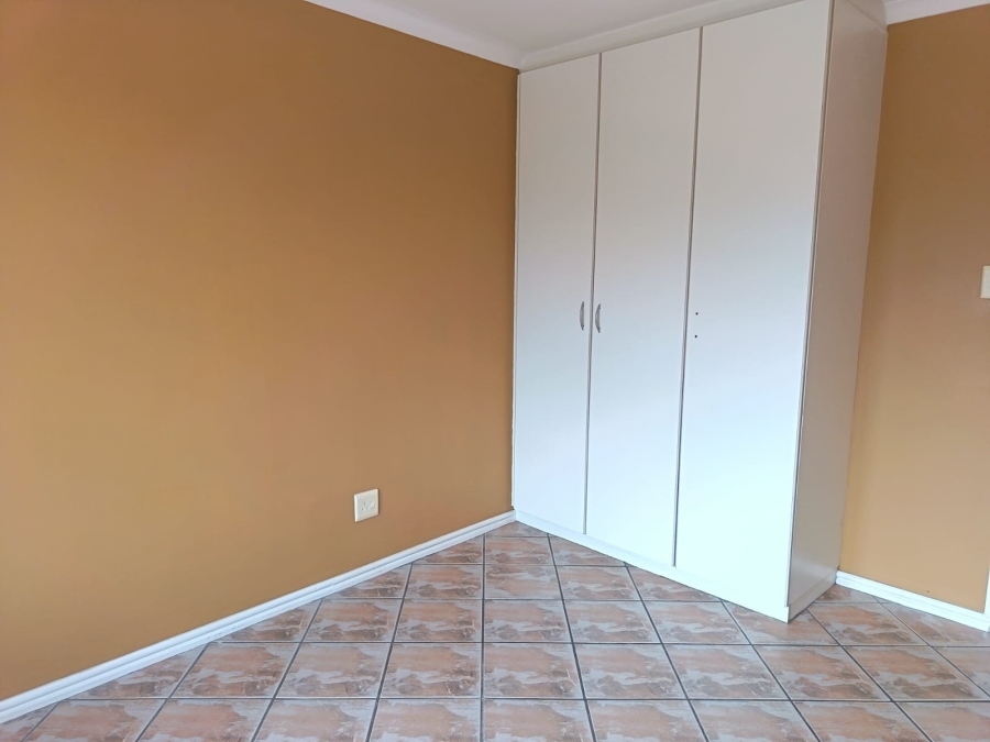 3 Bedroom Property for Sale in Wavecrest Eastern Cape